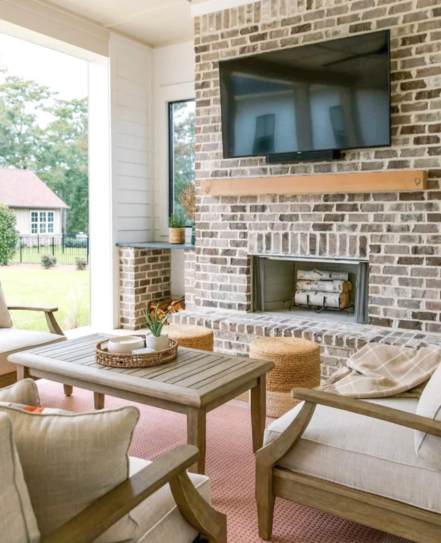 Six more weeks of winter? That just means six more weeks to get your outdoor space ready for spring!🌷🔥 Start now, and you’ll be fireside just in time for longer days. Swing by to see us or visit our website to kickstart your project!

🧱: Mt Rushmore Brick Fireplace
🛠️: @southpointebuilders