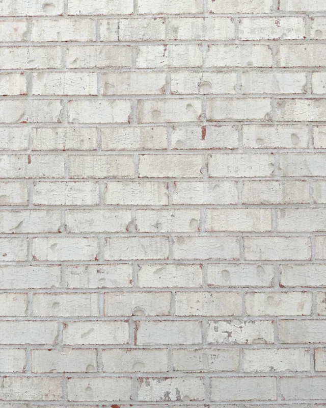 Perfectly imperfect!🧱 Avalon’s artisanal texture features unique indentations and irregular edges, offering a true antiqued appearance that’s versatile enough for even the most modern commercial spaces. Swipe to see her in action!

📍The Graymont, Columbia, SC
🇺🇸 Avalon Brick + Savannah Ivory Mortar supplied by the Exum Group
👷‍♂️Sandlapper Homes