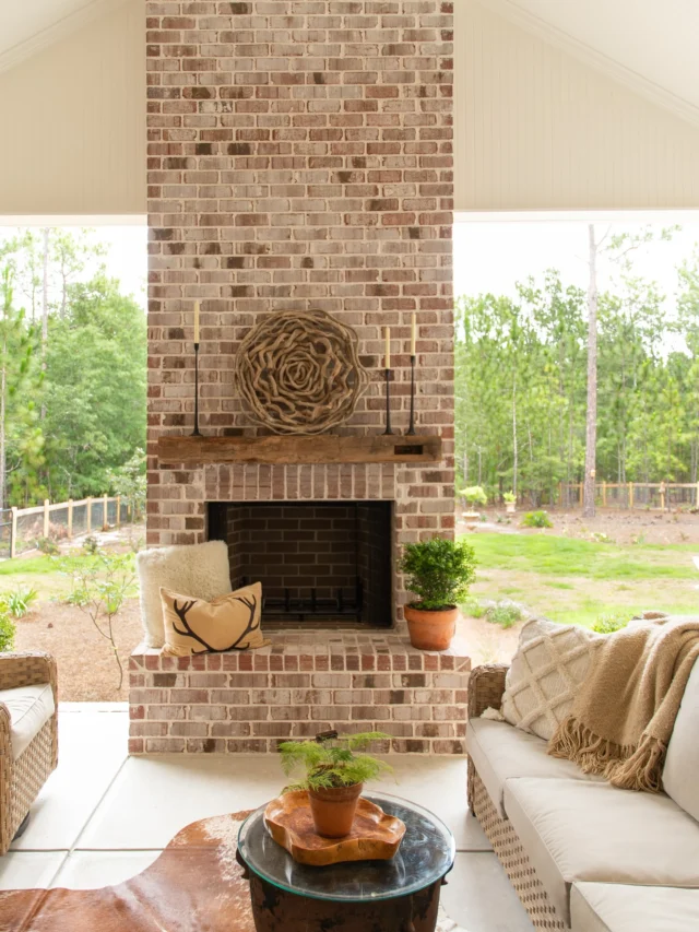 Which of these cozy fireplaces do you see yourself sitting by?🔥 Swipe to see 6 different outdoor fireplaces ideas and tell us your favorite below!

1. Sierra Brick 
2. Magnolia Brick
3. Old Jackson Brick
4. Mt Rushmore Brick
5. Avalon Brick
6. Shadow Gray Brick