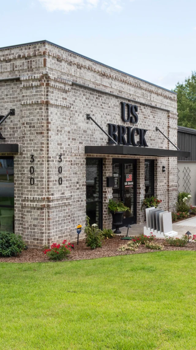 Spruced up, inside and out! Come see what’s possible for your next project at our new Exterior Design Center ~ 📍300 Huger St. Columbia, SC.

#beforeandafter #exteriordesigner #buildingmaterials #commercialbuilder #commercialbuilding #newbuildjourney #newconstructionhomes #exteriortransformation #famouslyhotcolumbia #curbappealgoals #materialselection #beforeandafterhomeedition